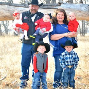 Meet your Posher, Lori